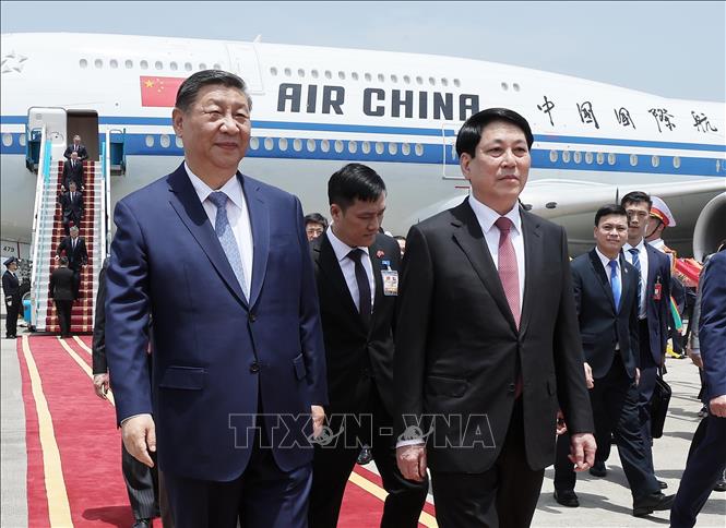 Tổng Bí thư, Chủ tịch nước Trung Quốc Tập Cận Bình bắt đầu chuyến thăm cấp Nhà nước tới Việt Nam